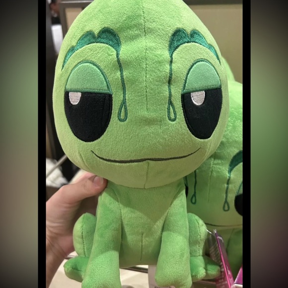 Disney Parks Pascal Tangled 10" Plush NEW 2024 Princess Rapunzel Cute Soft - Picture 1 of 2
